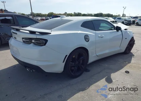 2019 Chevrolet Camaro 1Ss z USA, uszkodzony, nr VIN 1G1FF1R75K0157341